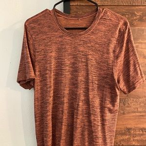 Mens Lululemon shirt sz M